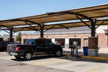 iShine Car Wash Free Vacuums